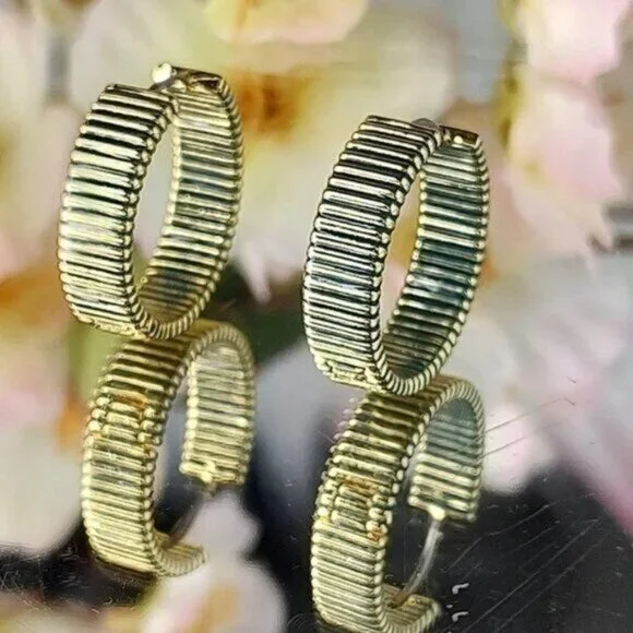 Gorjana Hoop Earrings Catalina Enamel 18k Gold Plated Navy Striped - Picture 5 of 13